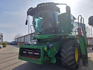 John Deere W650 graudu kombains