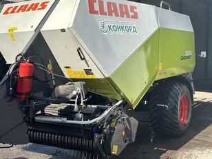 Claas Quadrant 2200 ķīpu prese