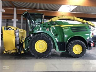 John Deere 8400i lopbarības kombains