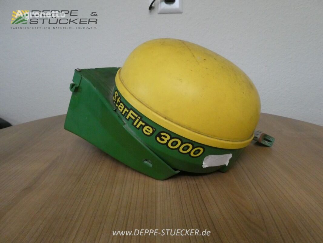 GPS-трекер John Deere StarFire 3000 для зерноуборочного комбайна